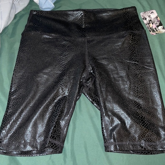 Pants - Size medium black snake chintz biker shorts